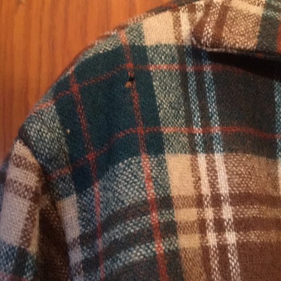 VINTAGE Wool Plaid Button Down - Picture 7 of 8